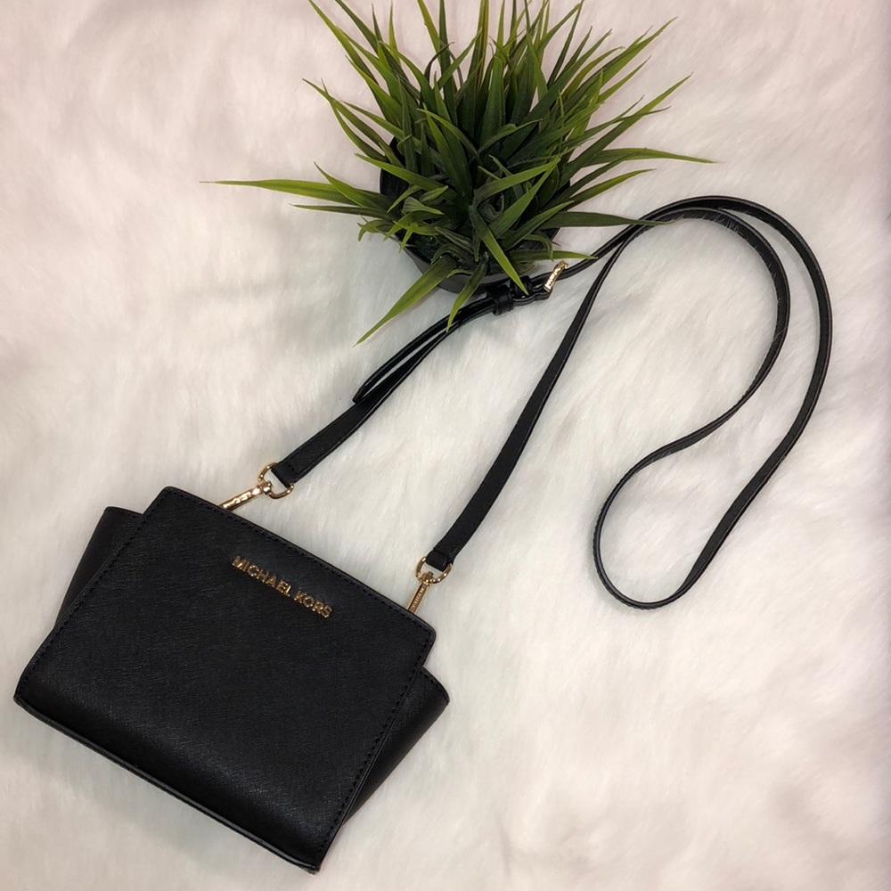 Michael Kors Selma Mini Messenger Crossbody - NWOT